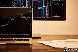 Panduan Lengkap Memahami Investasi Cryptocurrency: Strategi Trading DCA dan Staking Secara Mendalam
